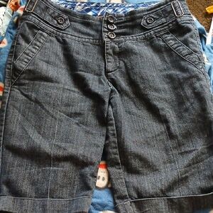 One Sone woman's shorts 10